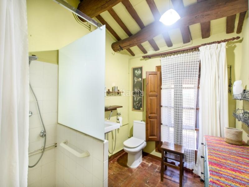 Foto 95583758-a717-4deb-8f47-00892329c611. Casa amb aparcament a Riudarenes