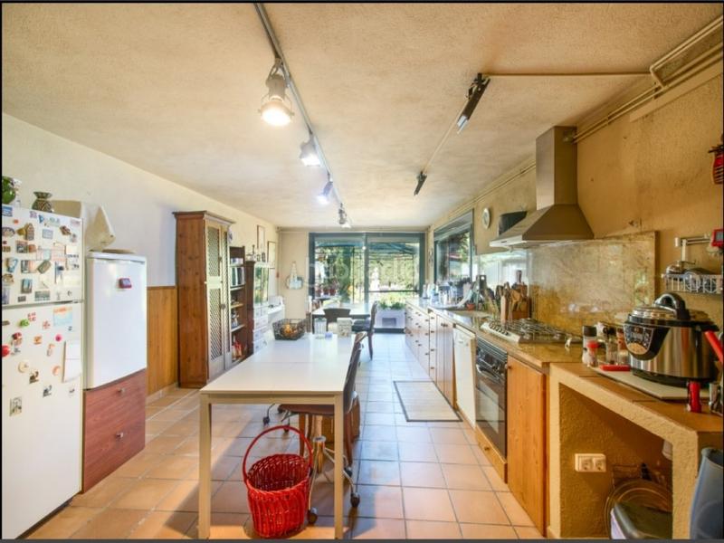 Foto a2c8bbb7-a2b9-4ef0-8798-f24e2eac9bad. Casa amb aparcament a Riudarenes