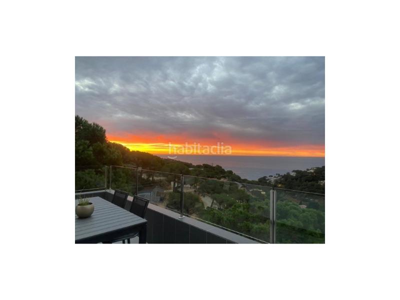 Foto 1b95201f-a618-46e4-989c-90a4f3f41cc8. Maison avec parking dans Canyelles Lloret de Mar