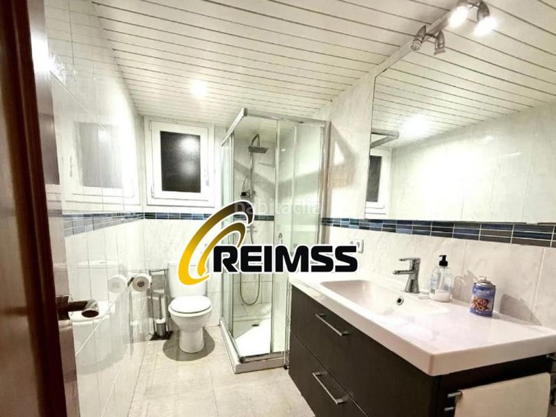 Foto 2a3a8d63-fc27-4046-b8b1-648c6bf2de60. Pis a Fenals Lloret de Mar