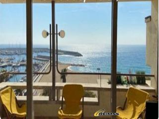 Pis a Centre. Exclusivo ático en la costa brava vistas panorámicas al puerto y