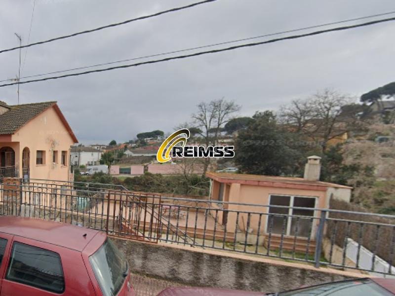 Foto 33a841a9-d9e6-482a-b085-ad29894225eb. Maison avec parking dans Residencial Park Maçanet de la Selva