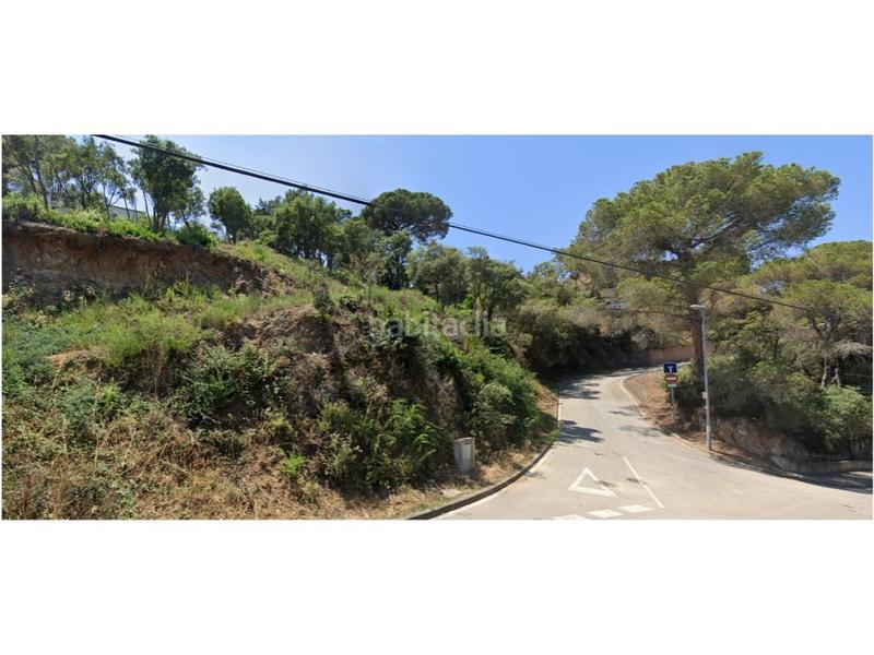 Foto ce1b0310-70b2-4848-b0bf-47302d0aa112. Terreno residencial parcela urbanización los pinares en Lloret de Mar