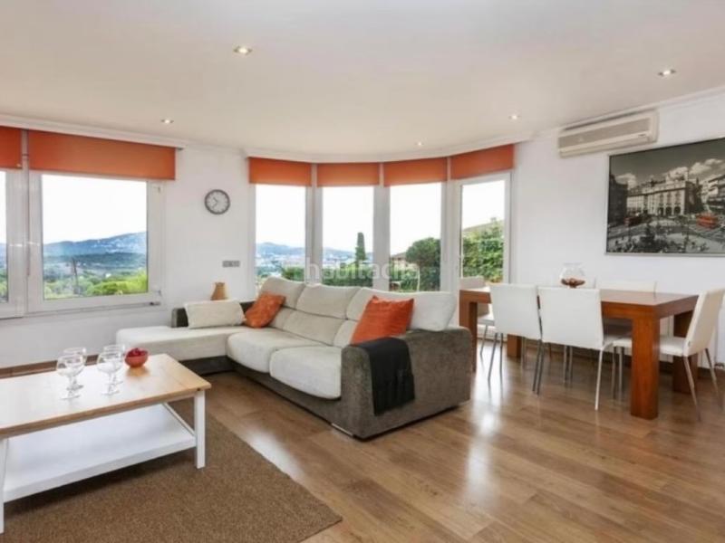 Foto 31a7936c-728f-49e6-8f60-1e7e8b3ff2b0. Maison avec parking dans Santa Clotilde Lloret de Mar