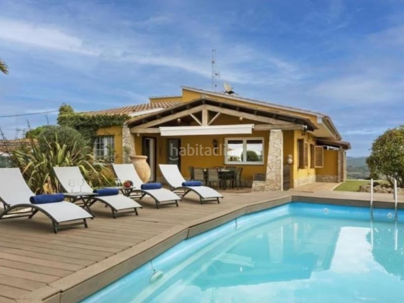 Foto 8e3c32fd-4a52-438a-88a7-898e41a22716. Maison avec parking dans Santa Clotilde Lloret de Mar