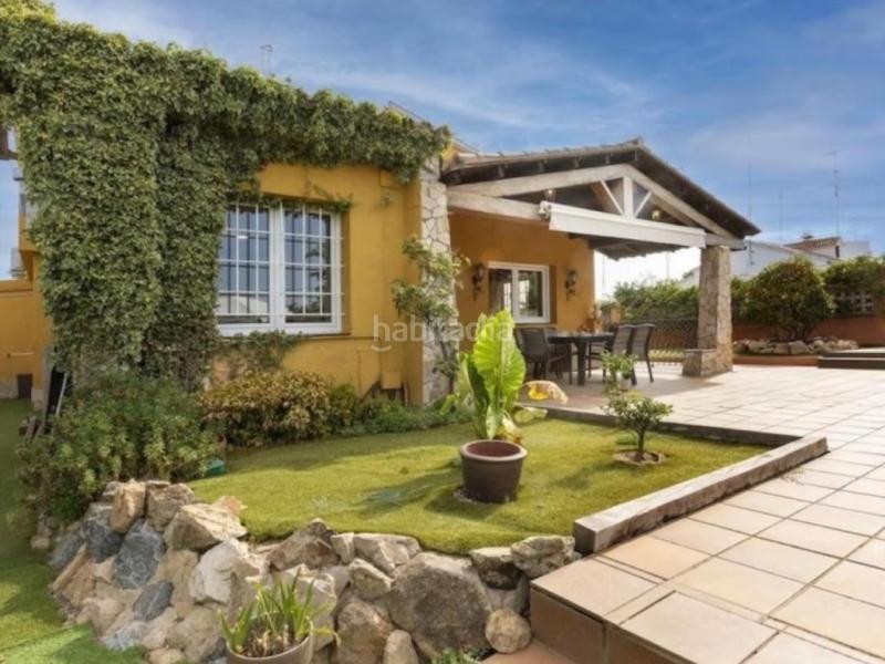 Foto be9c370a-6164-477f-9db6-3e99f240b43d. Maison avec parking dans Santa Clotilde Lloret de Mar