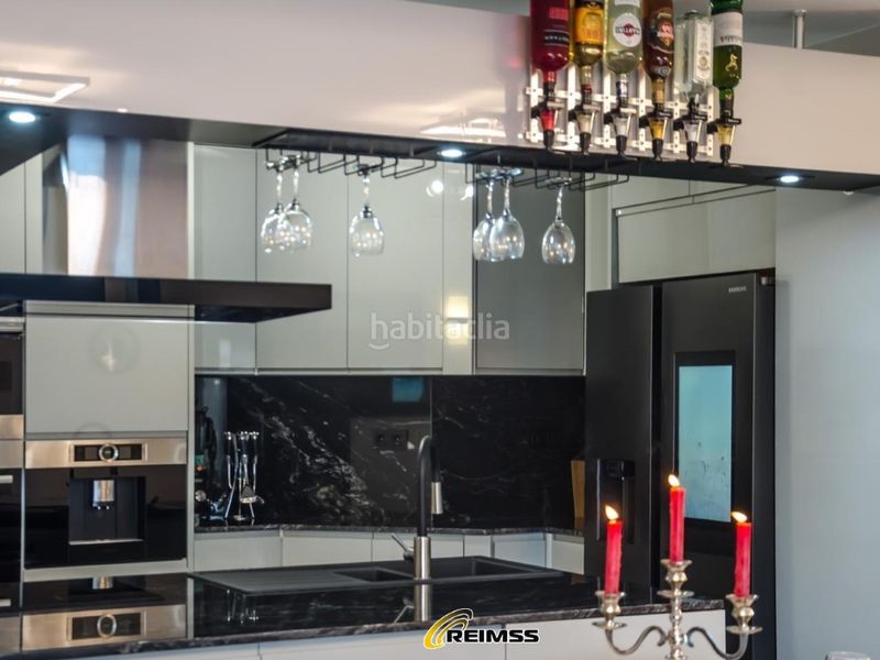 Foto fc1365b6-50da-40fb-a9e2-213954656d64. Pis a Fenals Lloret de Mar