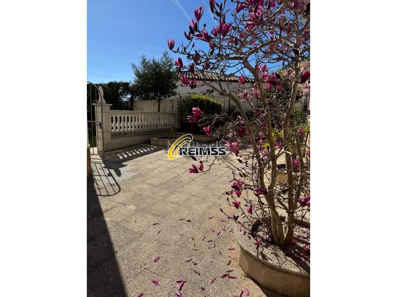 Foto 6ad5356f-7524-4bfe-b40a-5d48e8c42390. Casa amb aparcament a Canyelles Lloret de Mar