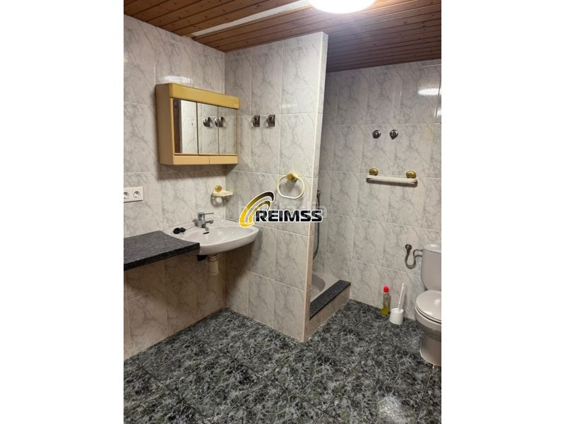 Foto 922c9ead-e88a-4806-8513-05144144deac. Casa amb aparcament a Canyelles Lloret de Mar