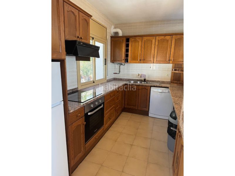 Foto a026d552-9f5e-4086-b83a-44e3a1f373b3. Casa amb aparcament a Canyelles Lloret de Mar