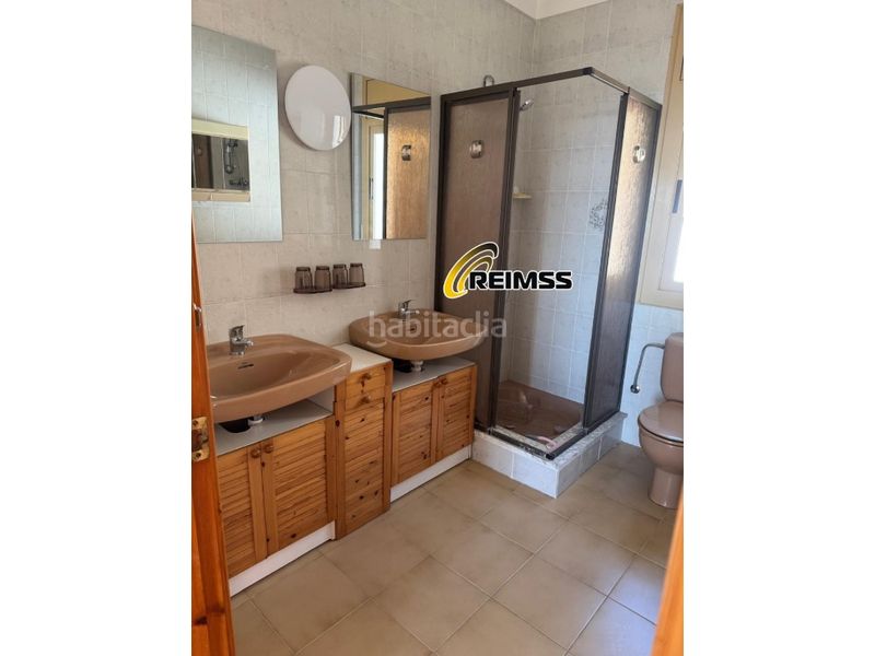 Foto e011cb2a-6183-4e12-8081-e7d0fe49f955. Casa amb aparcament a Canyelles Lloret de Mar