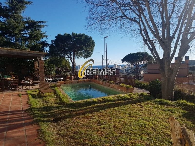 Foto dc6d8fff-622b-4027-b998-4c56a45e7a9c. Casa amb piscina a Centre-Platja Platja d´Aro