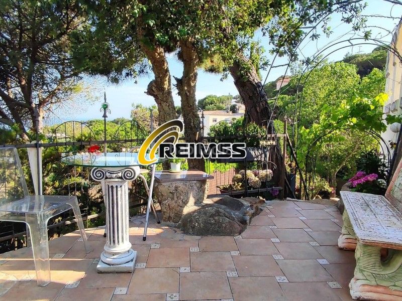 Foto d427339c-e4a0-4b6c-b28d-2bc87a1d2b9c. Casa a Serra Brava Lloret de Mar