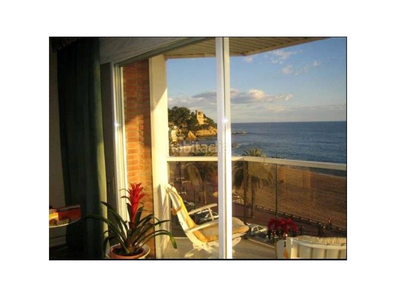 Foto b93ae770-b045-4016-a5c2-679fe621cd5d. Pis a Centre Lloret de Mar