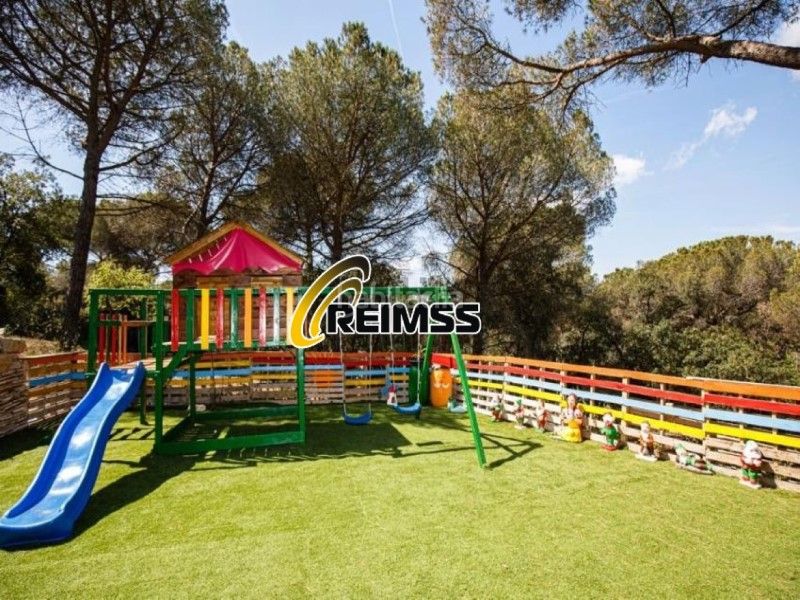 Foto 3637699a-d0fe-4693-8ef9-f2637f7733e5. Casa amb piscina a Tordera Tordera