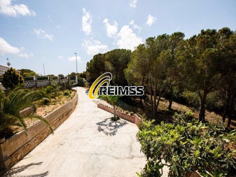 Foto e6dae4fc-90da-4574-ad7d-ee43ab29435e. Casa amb piscina a Tordera Tordera