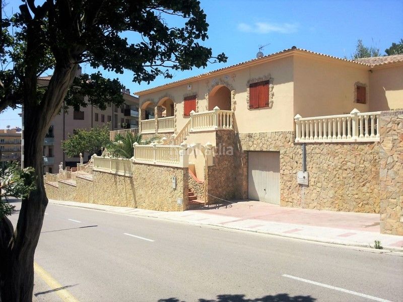 Foto 91e2b7c5-9231-43bc-84a3-46cbd1dbb5cf. Casa a Centre Lloret de Mar