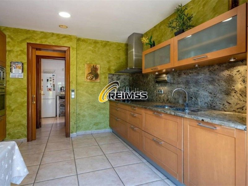 Foto 468a7659-4616-4c46-a925-d83ea364580b. Casa amb piscina a Condado del Jaruco - Puigventós Lloret de Mar