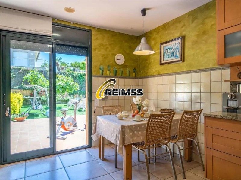 Foto 4f810846-70db-4b77-9f70-e92b3faf63ef. Casa amb piscina a Condado del Jaruco - Puigventós Lloret de Mar