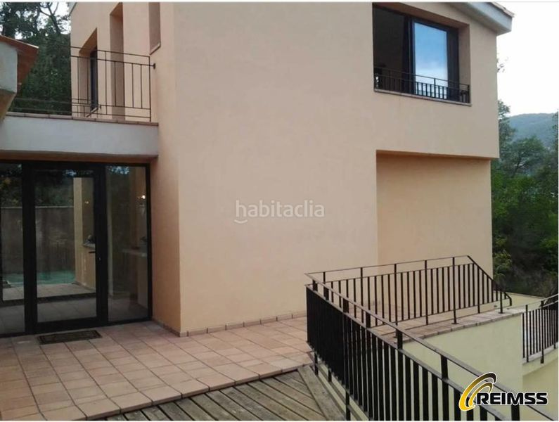 Foto 6b463396-97ec-4c6d-87d0-b9e3a1185bcf. Casa amb piscina a Verea