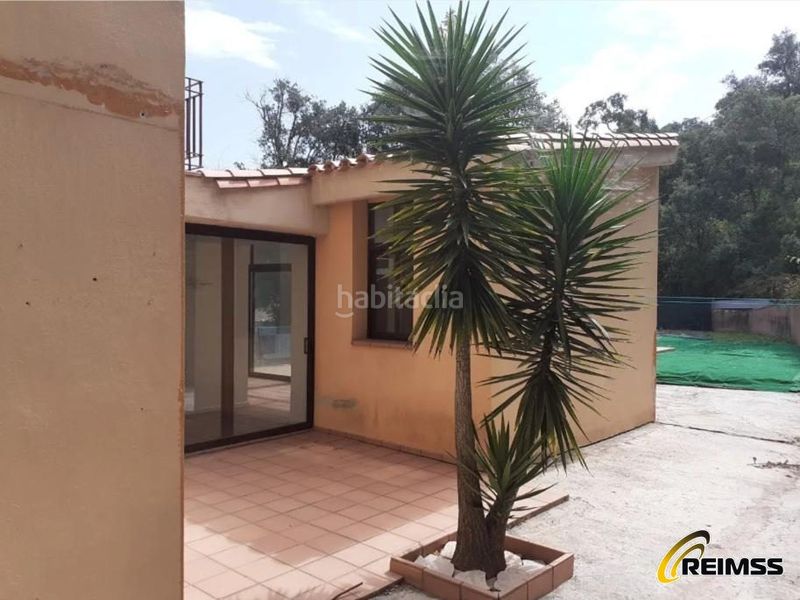 Foto 9aab46d2-d6f8-4d3c-a9eb-a69d99786bf3. Casa amb piscina a Verea