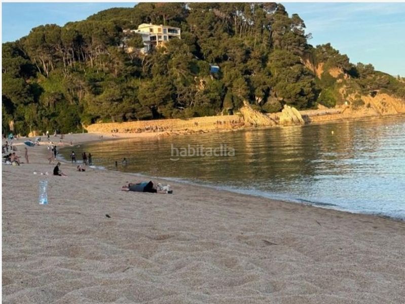 Foto 9d0b217d-9833-4aa2-9178-23f9de89bfbe. Pis amb piscina a Fenals Lloret de Mar