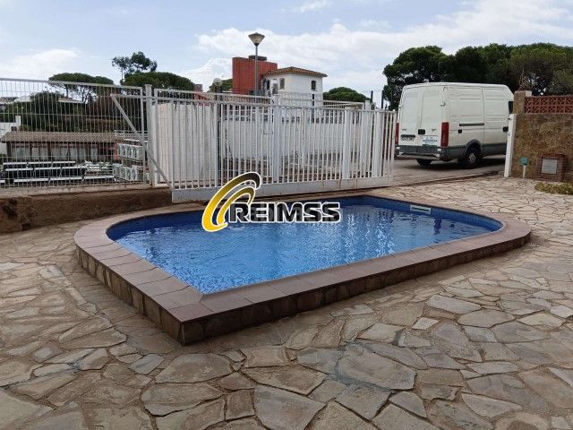Foto 477c87ea-19f7-4aee-b833-a400c3e71ce9. Casa a Canyelles Lloret de Mar