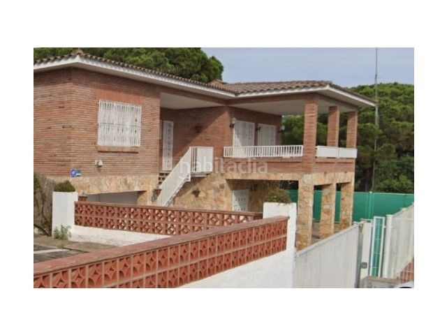Foto fdffd641-b95b-4321-a43f-412c485eb8de. Casa a Canyelles Lloret de Mar