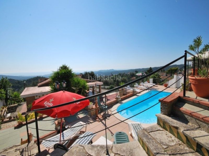 Foto 12e5a708-5eb4-44f2-b31c-12a86f17925a. Casa a Lloret Verd - Els Pinars Lloret de Mar