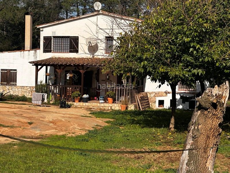 Foto ed95e908-cea8-46c6-b57d-00d4cfab90b4. Casa a Montbarbat Maçanet de la Selva