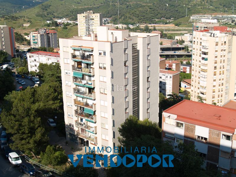 Foto 307747d7-3e2f-49a6-8213-d6bf2b0ef6e8. Autoparkplatz in avinguda dels rasos de peguera 39 in Barcelona