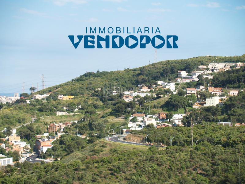 Foto fe76d4de-ca90-46a1-b9a8-59687c815651. Autoparkplatz in avinguda dels rasos de peguera 39 in Barcelona