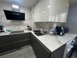 Piso en Carrer de les agudes 24. Reformado alta calidad con ascensor y balcon exterior para estre
