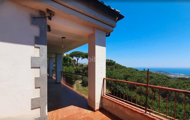 Foto b134e0ac-4601-43fb-bb95-2dded786f589. Casa  con vistas al mar en Urbanitzacions Mataró