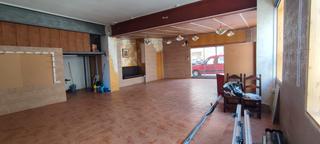 Location Local commercial  Carrer de vidal i barraquer. Local en alquiler