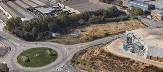 Terrain industriel à Polinyà. Parcela para campa logística o flotas en polinyà – 4.574 m²
