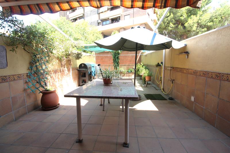 Foto 20dd1493-b5f7-4039-89ea-c5c721f2280a. Semi detached house with heating parking in Estació de França Mollet del Vallès