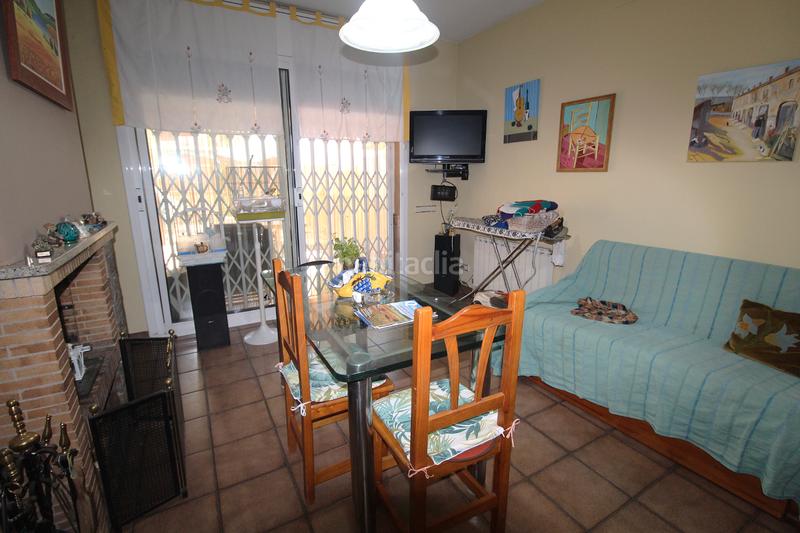 Foto 3adf27b8-5168-41cc-b535-5cc56e8fc05e. Semi detached house with heating parking in Estació de França Mollet del Vallès