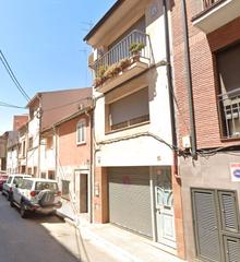Casa adossada a Estació de França. Casa adosada ideal familias