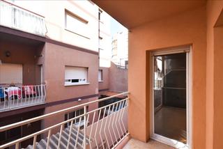 Etagenwohnung  Carrer de barberà. Piso en venta