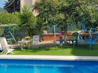 Chalet in Cnoves i Samals. Casa con piscina