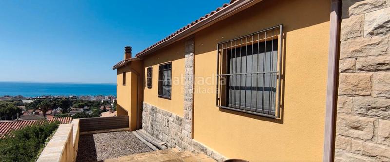 Foto 0d8dd613-291f-4195-8723-60bb2c04b413. Chalet  con vistas al mar en Bellamar Calafell