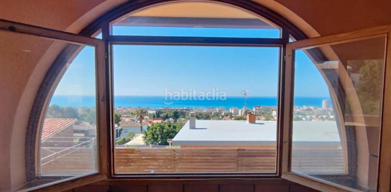 Foto a56ec3a5-da2f-4a17-80ce-512a49c72539. Chalet  con vistas al mar en Bellamar Calafell