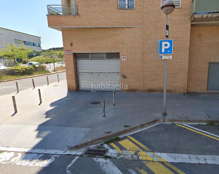 Foto 448c5e0d-0b05-48ad-938b-0a16fffa7b0a. Parking coche  Can Borrell en Can Borrell Mollet del Vallès