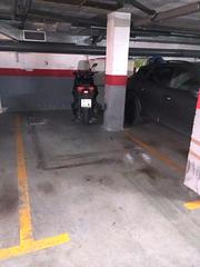 Posto auto  Carrer joan ambrós i lloreda. Parking coche can borrell