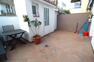 Maison jumelée à Concòrdia. Casa en venta