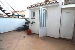 Maison jumelée à Concòrdia. Casa en venta