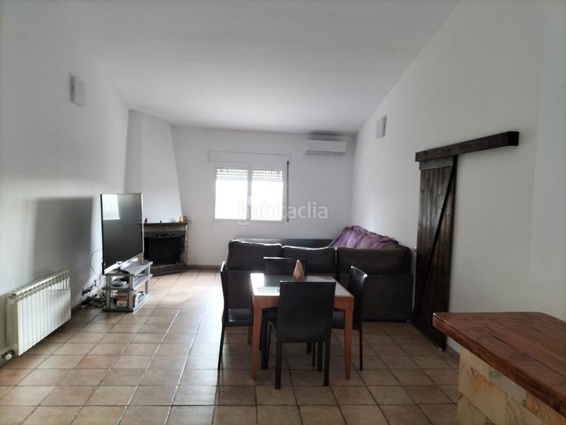 Foto 3332088a-a03c-4e44-8976-5ae96f47ad54. Casa amb xemeneia calefacció aparcament piscina a Lliçà d´Amunt