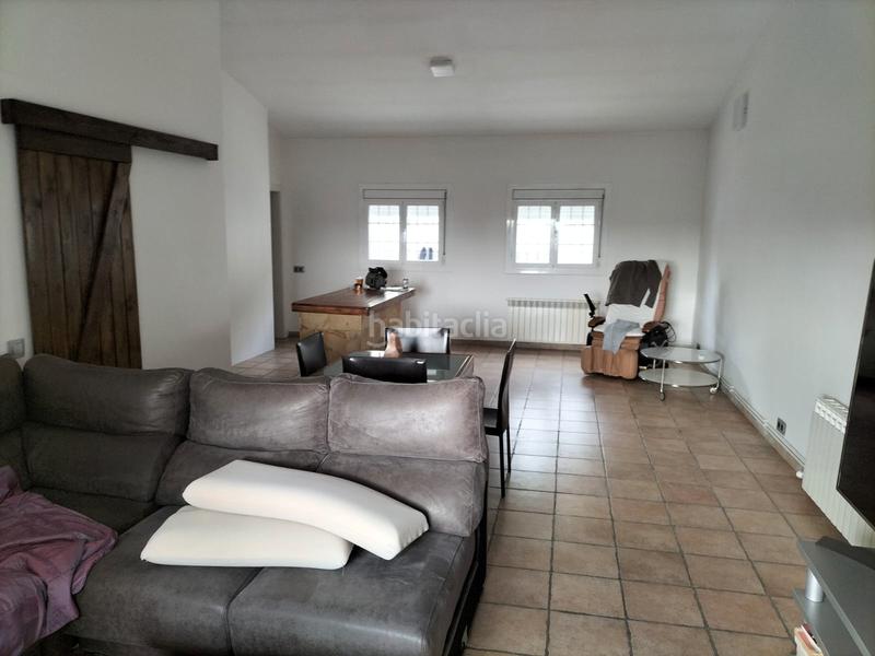 Foto 36d6b7b3-37ef-46d7-95e9-967132c6d194. Casa amb xemeneia calefacció aparcament piscina a Lliçà d´Amunt