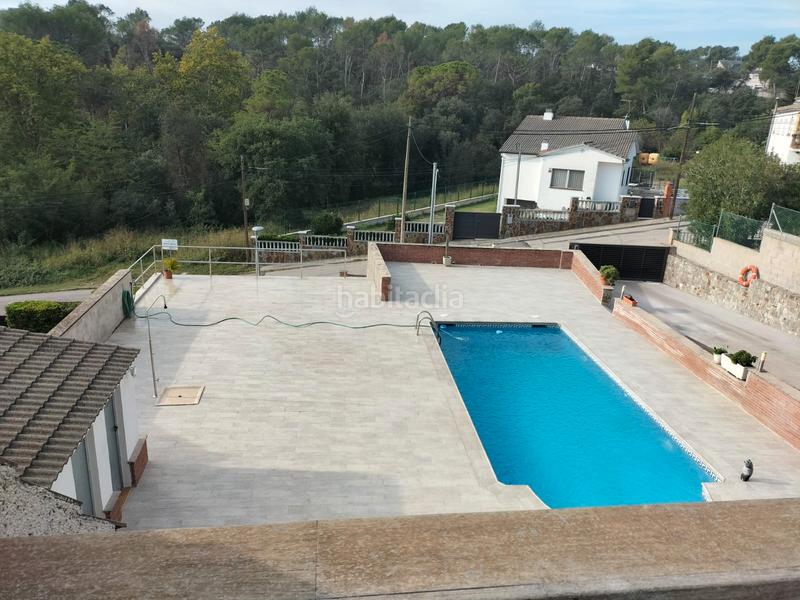 Foto 829005b1-30a3-49ba-ac32-05b841b50224. Casa amb xemeneia calefacció aparcament piscina a Lliçà d´Amunt